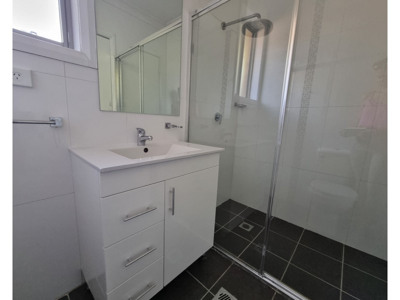 8A Daydream Avenue, Hinchinbrook NSW 2168