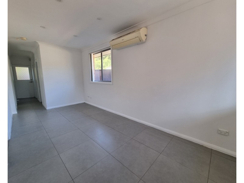 8A Daydream Avenue, Hinchinbrook NSW 2168