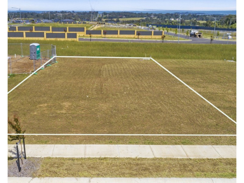 1235/33 BURNSIDE Circuit, Leppington NSW 2179