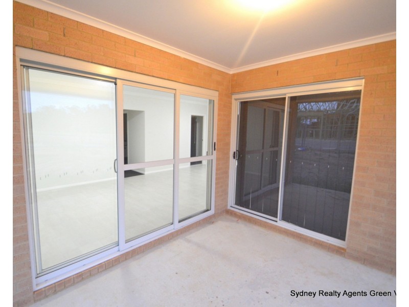 75 Commissioners Drive, Denham Court NSW 2565