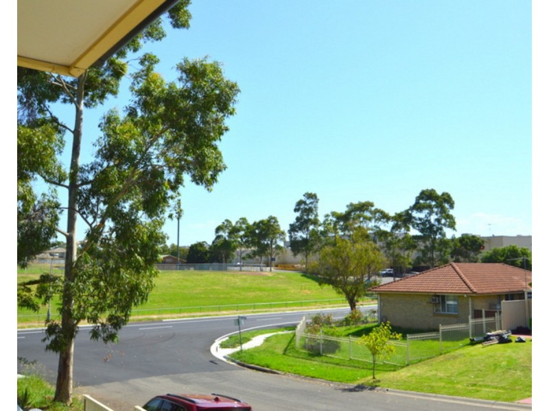 21A Falcon Circuit, Green Valley NSW 2168