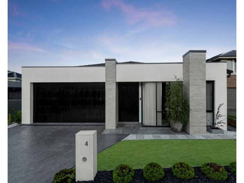 4 Tammarin Rock Avenue, Austral NSW 2179