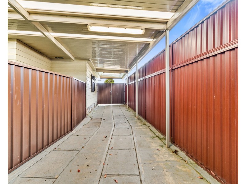 15 Wendouree Street, Busby NSW 2168