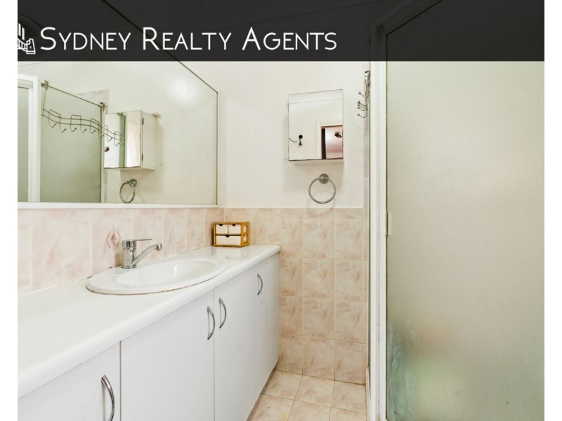 12 Dowding Close, Cecil Hills NSW 2171