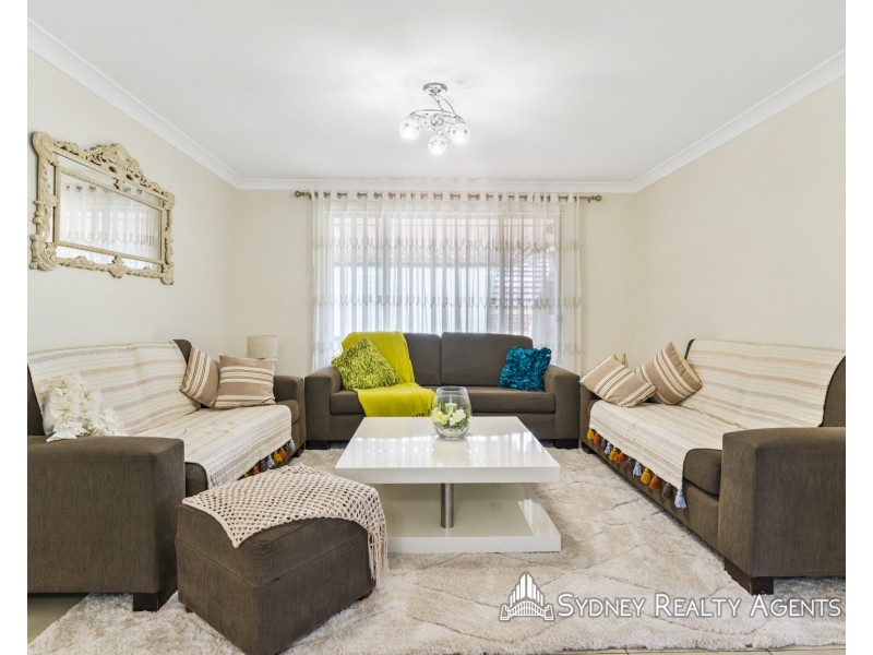 19 Weston Place, West Hoxton NSW 2171