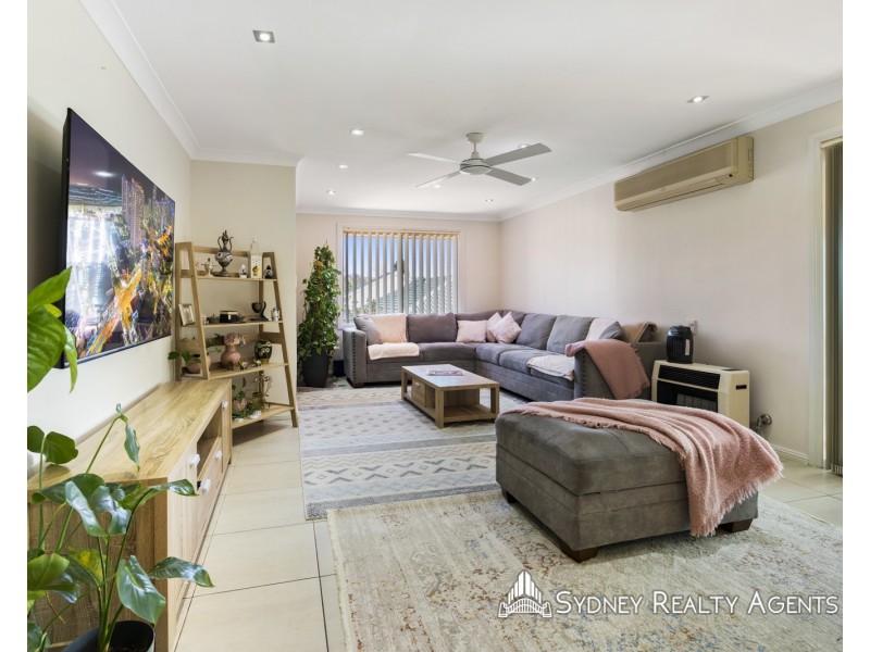 19 Weston Place, West Hoxton NSW 2171
