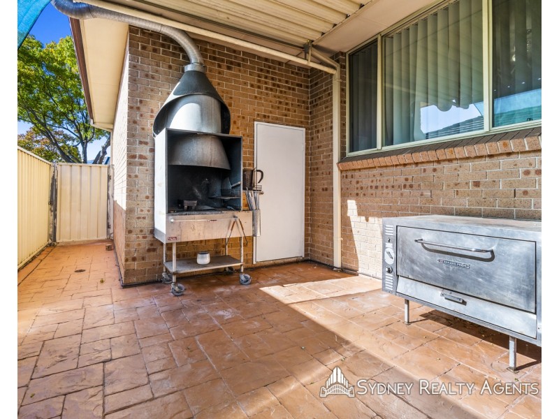 19 Weston Place, West Hoxton NSW 2171