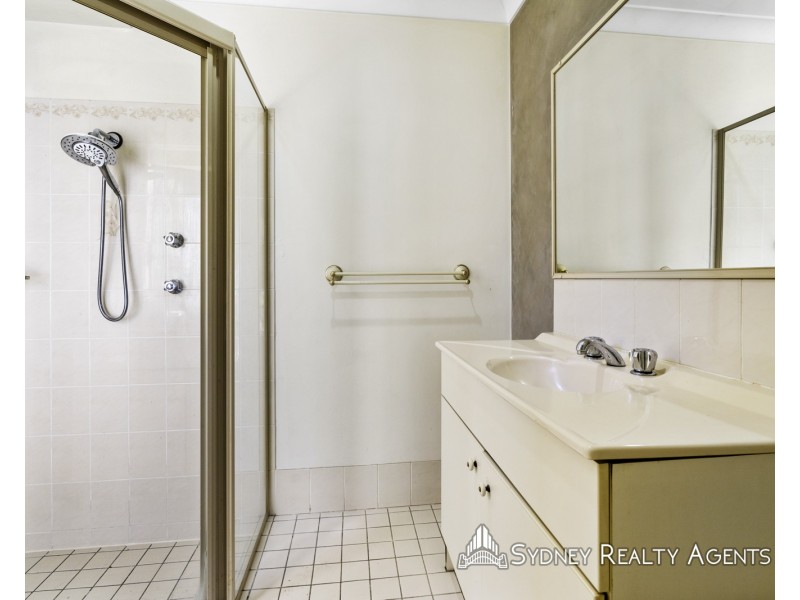 16 Wardang Road, Hinchinbrook NSW 2168