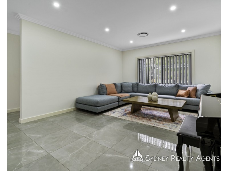 1 Wilkins Street, Middleton Grange NSW 2171