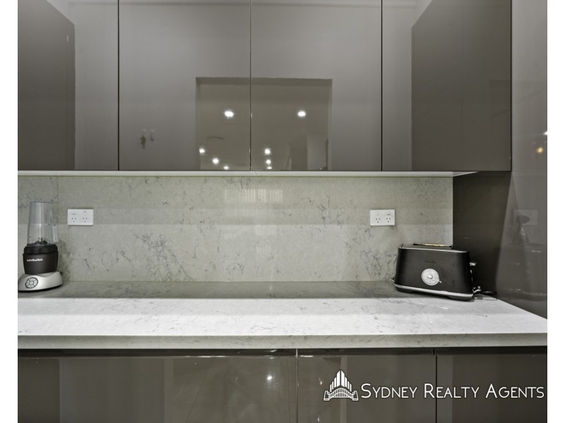 1 Wilkins Street, Middleton Grange NSW 2171