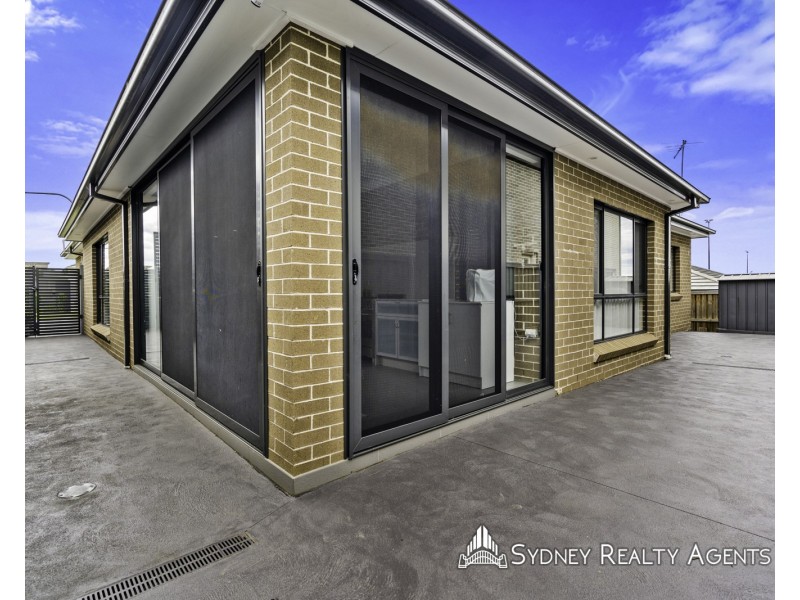 1 Wilkins Street, Middleton Grange NSW 2171