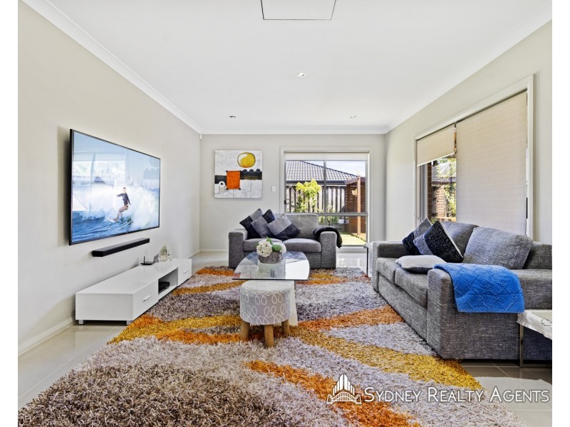 16 Starfire Avenue, Middleton Grange NSW 2171