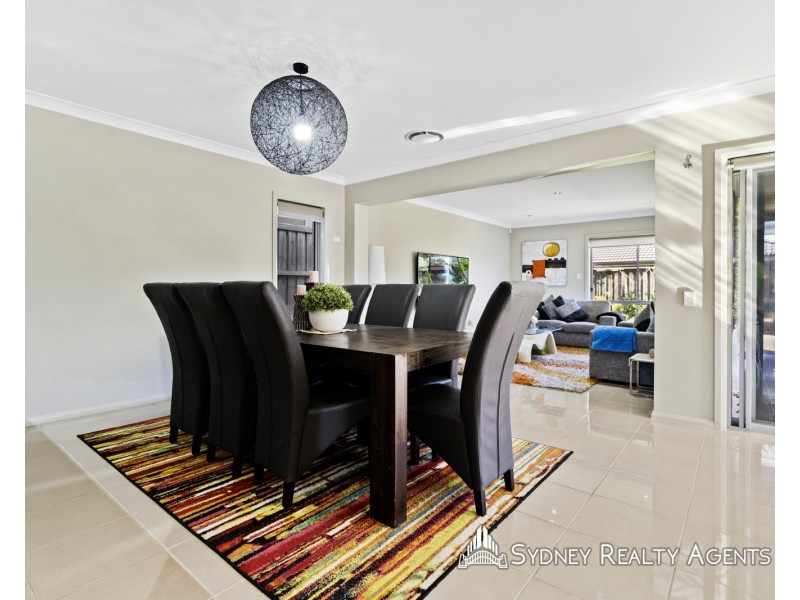 16 Starfire Avenue, Middleton Grange NSW 2171