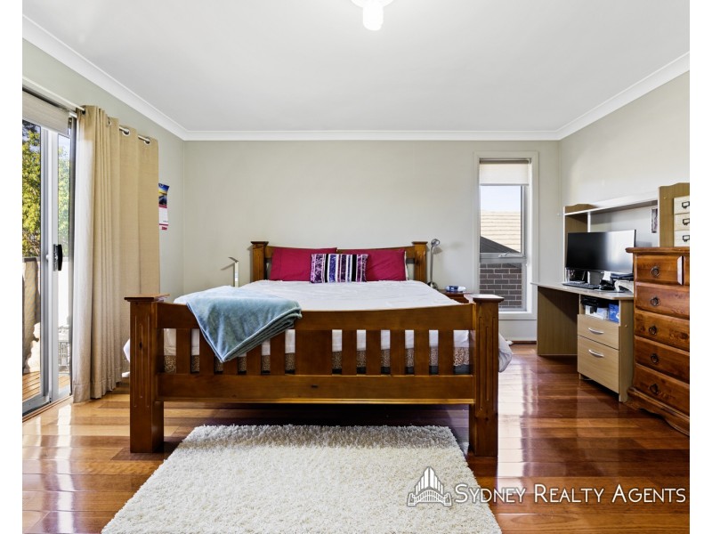 16 Starfire Avenue, Middleton Grange NSW 2171