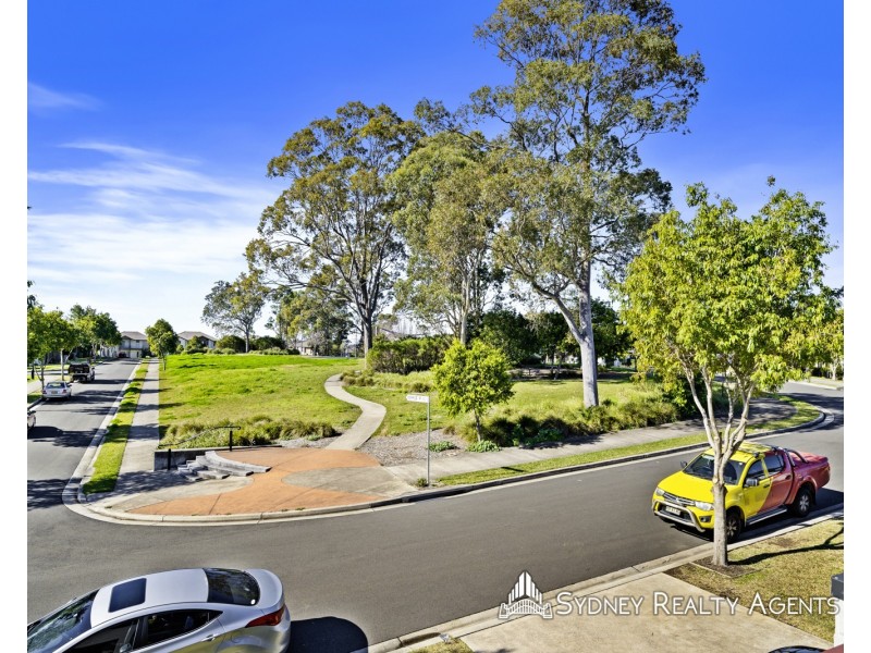 16 Starfire Avenue, Middleton Grange NSW 2171