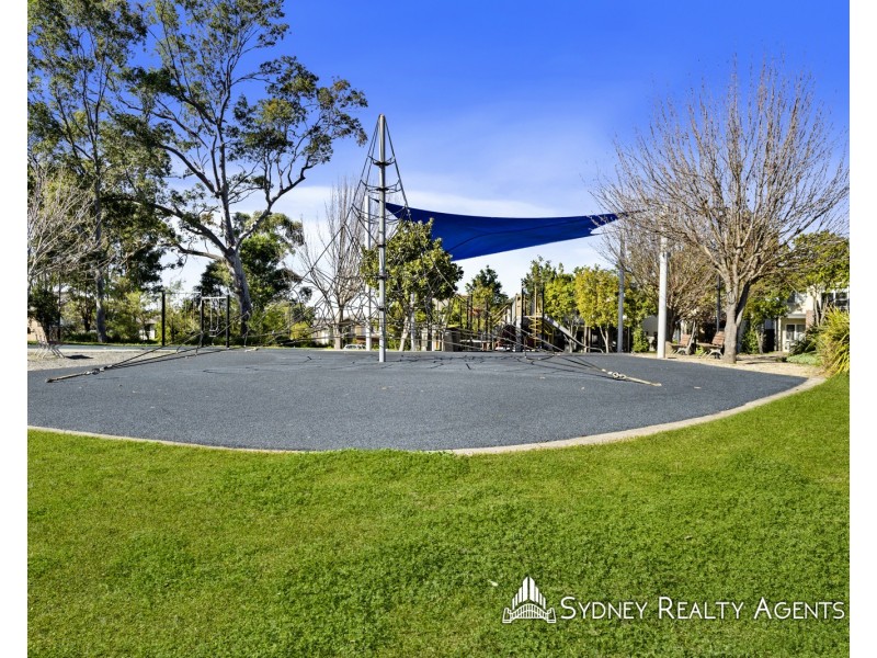 16 Starfire Avenue, Middleton Grange NSW 2171