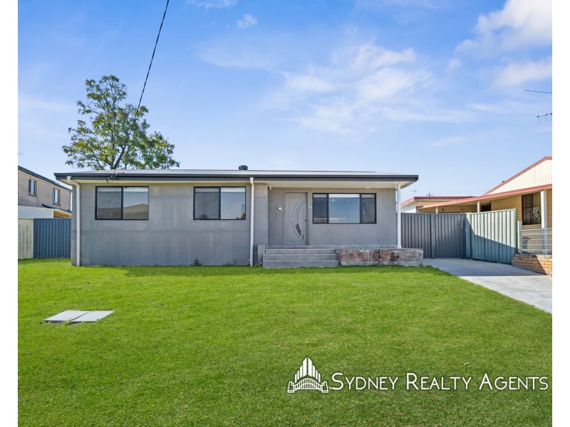 10 Kenny Avenue, Casula NSW 2170