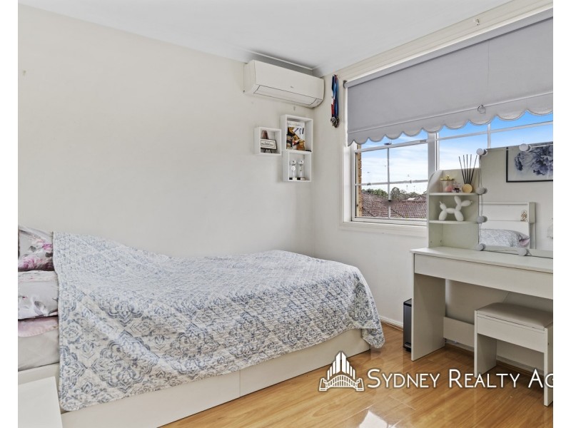 8/12 Heron Place, Hinchinbrook NSW 2168