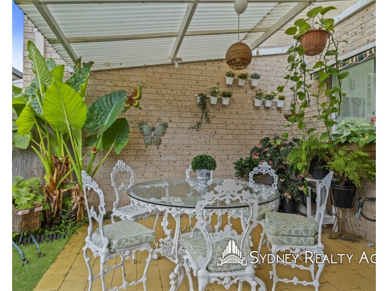 8/12 Heron Place, Hinchinbrook NSW 2168