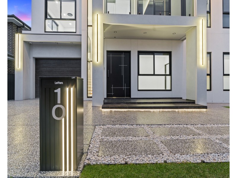 10 Arapawa Street, Austral NSW 2179