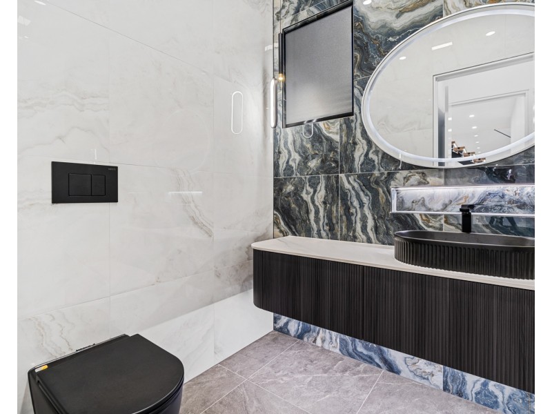 10 Arapawa Street, Austral NSW 2179
