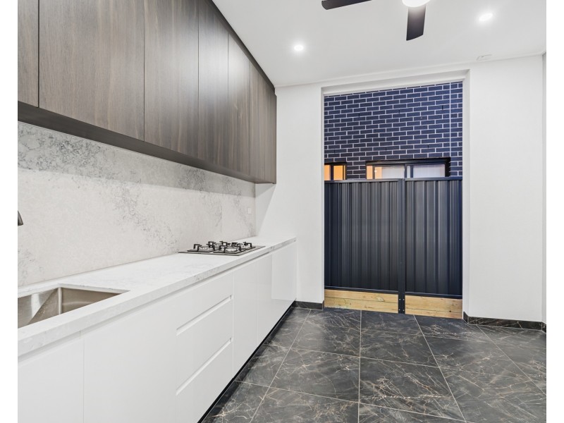 10 Arapawa Street, Austral NSW 2179