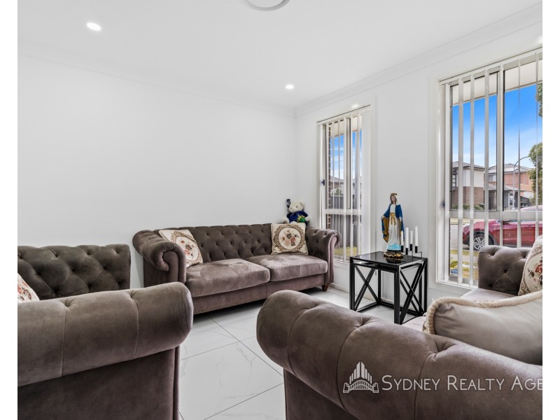 53 Rynan Avenue, Edmondson Park NSW 2174