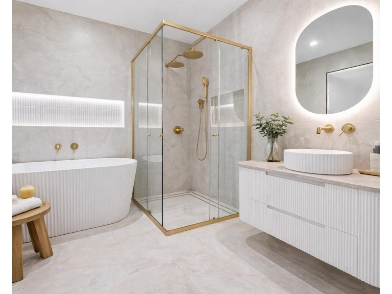 90 Cockatiel Circuit, Green Valley NSW 2168