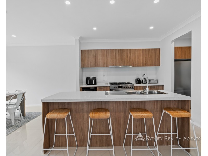7 Arapawa Street, Austral NSW 2179