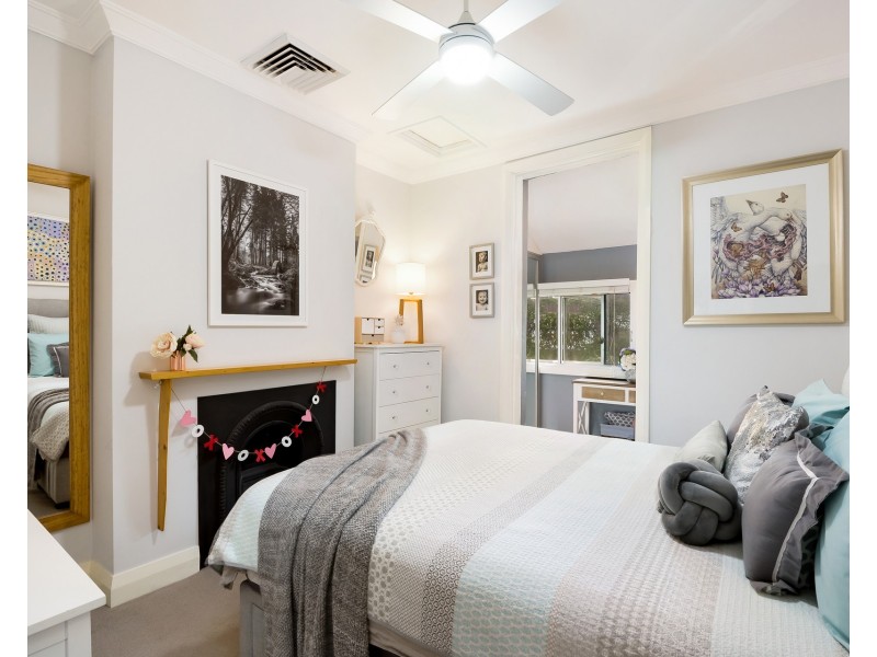 39 Cook Road, Marrickville NSW 2204