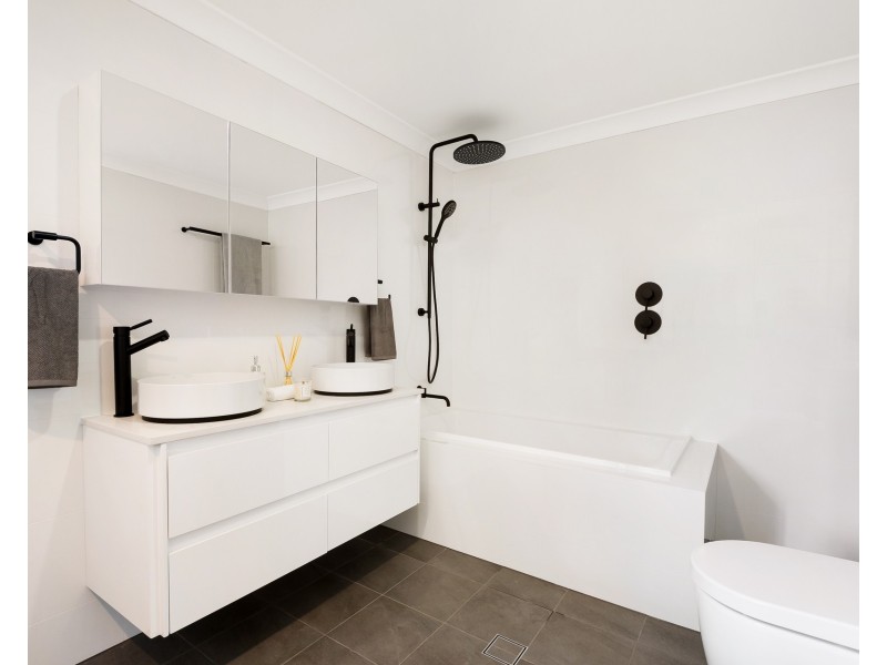 332 Unwins Bridge Road, Tempe NSW 2044