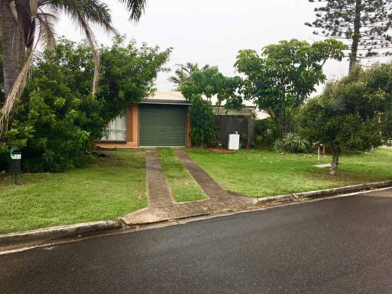 3 Jinang Street, Warana QLD 4575