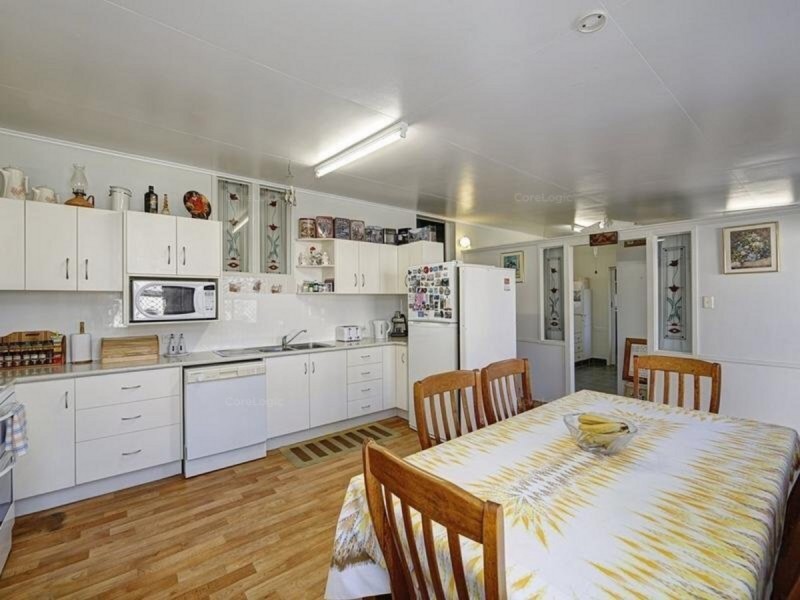 5 Birks Street, Avenell Heights QLD 4670