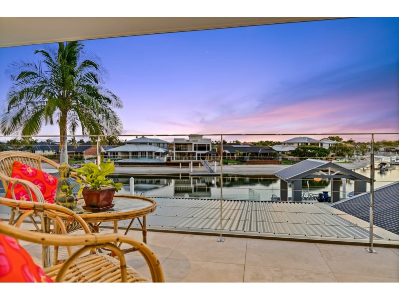48 Tarwarri Crescent, Mooloolaba QLD 4557