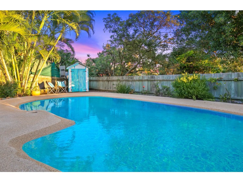 6 Mylar Court, Sunrise Beach QLD 4567