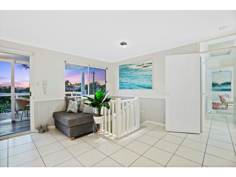 6 Mylar Court, Sunrise Beach QLD 4567