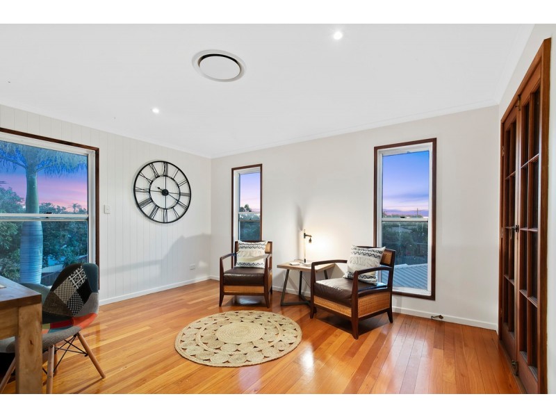 6 Mylar Court, Sunrise Beach QLD 4567