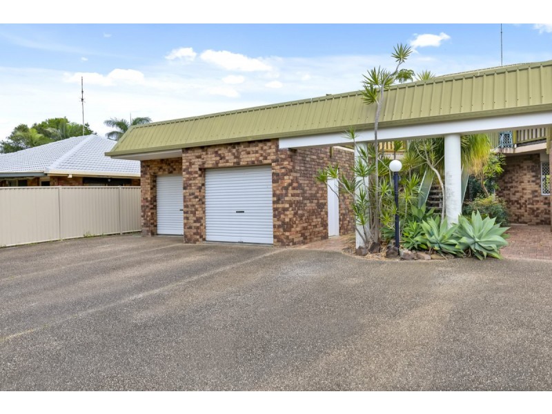2/7 Carrothool Place, Mooloolaba QLD 4557