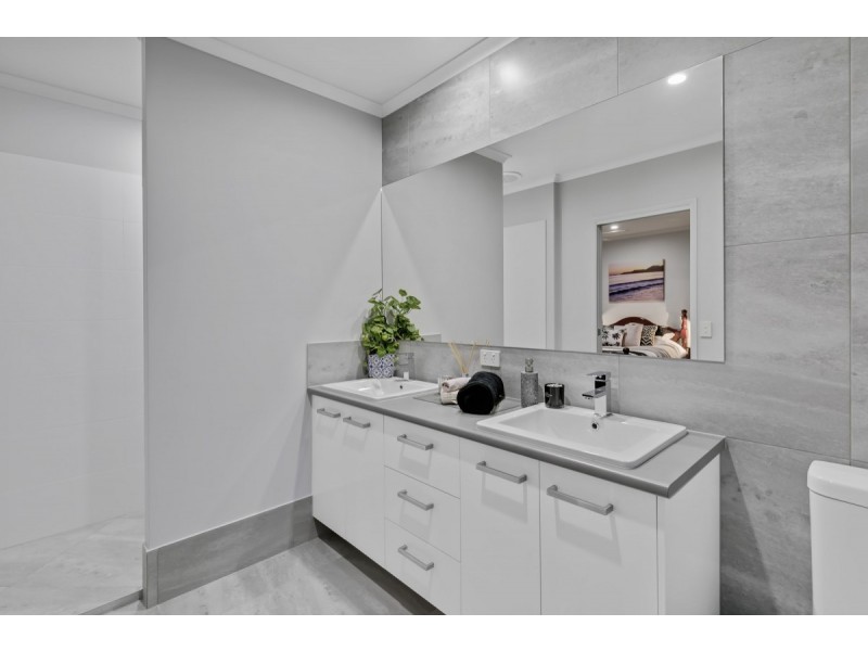 43 Serenity Circuit, Maroochydore QLD 4558