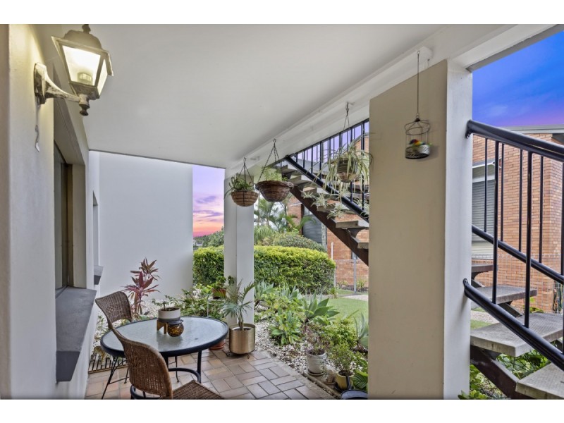 2/3 Barooga Crescent, Mooloolaba QLD 4557