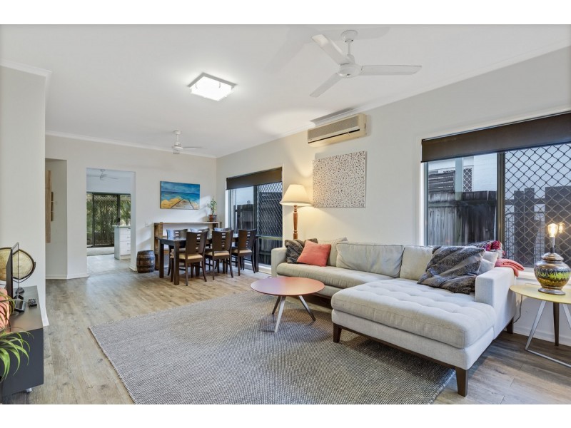 4/1 Poinsettia Court, Mooloolaba QLD 4557