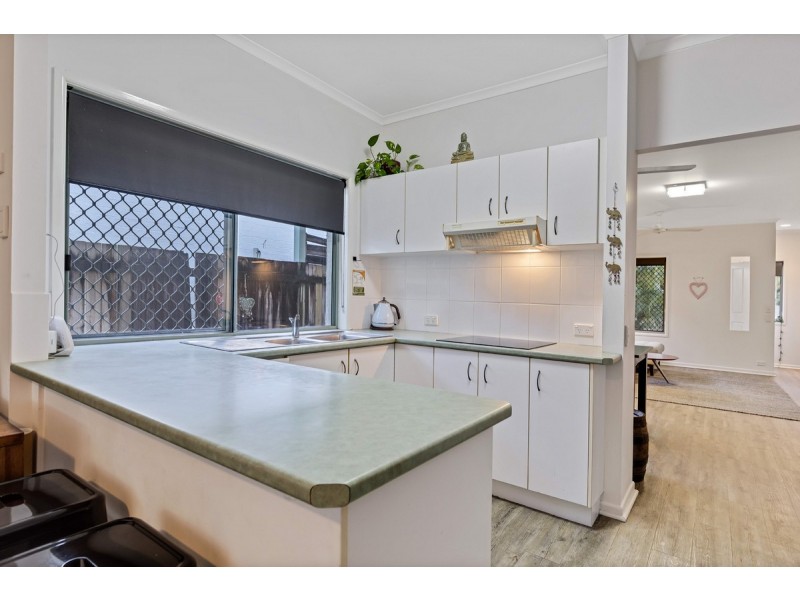 4/1 Poinsettia Court, Mooloolaba QLD 4557