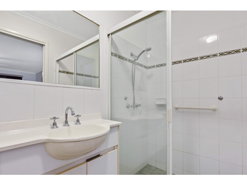 4/1 Poinsettia Court, Mooloolaba QLD 4557