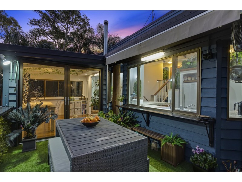 64 Sugar Bag Road, Little Mountain QLD 4551