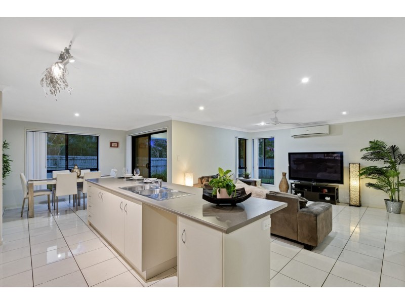 14 Clarence Avenue, Bli Bli QLD 4560