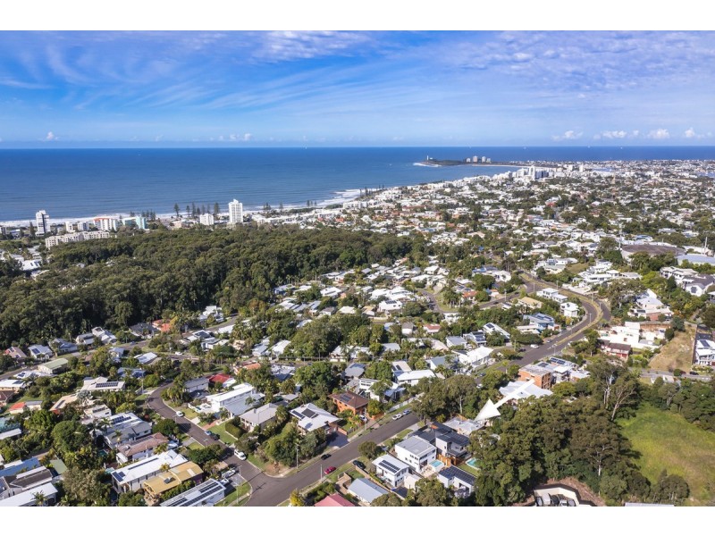 2/65 Yakola Parade, Alexandra Headland QLD 4572