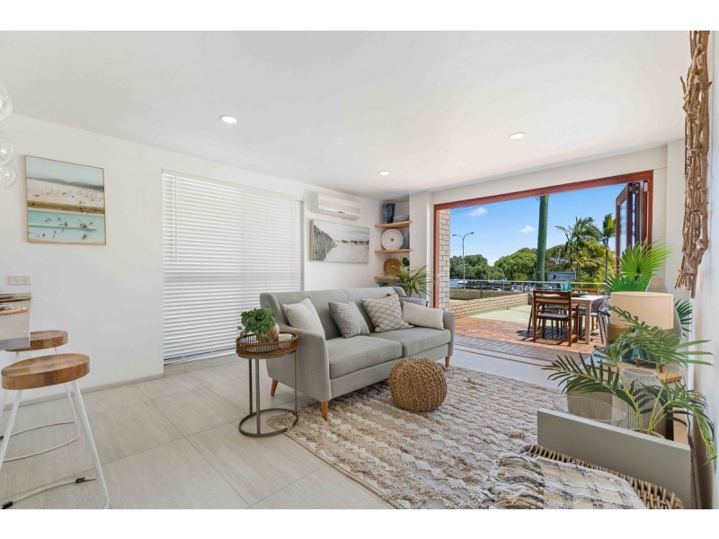 2/34 River Esplanade, Mooloolaba QLD 4557