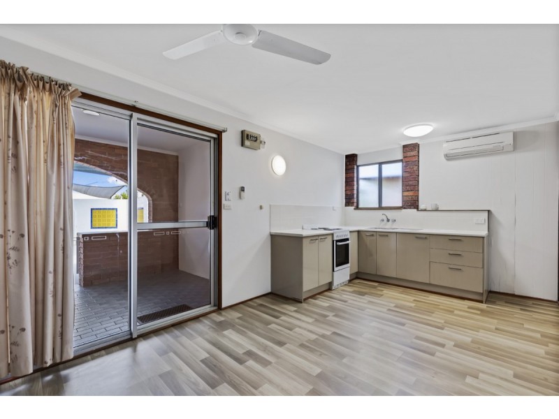 2 Mankina Court, Buddina QLD 4575
