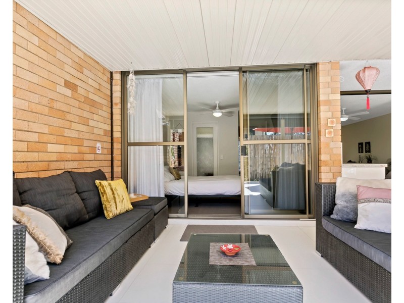 8/18 Camfield Street, Alexandra Headland QLD 4572