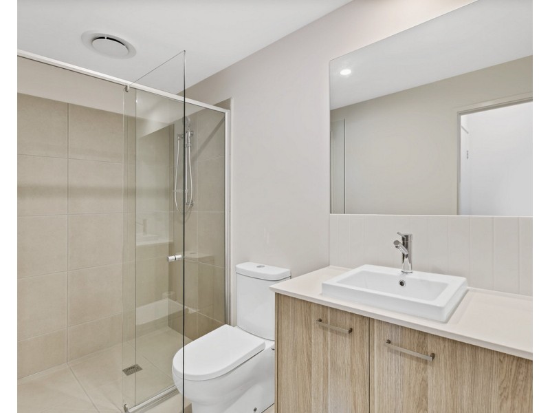 302/5 Spring Street, Sippy Downs QLD 4556